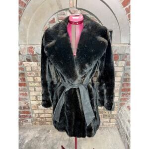Faux fur coat vintage 1960s exaggerated collar black